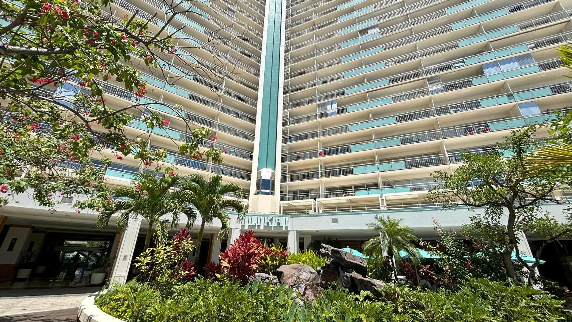 Ilikai Apt 302 - Spacious Studio With Stunning Ocean & Harbor Views ホノルル 別荘