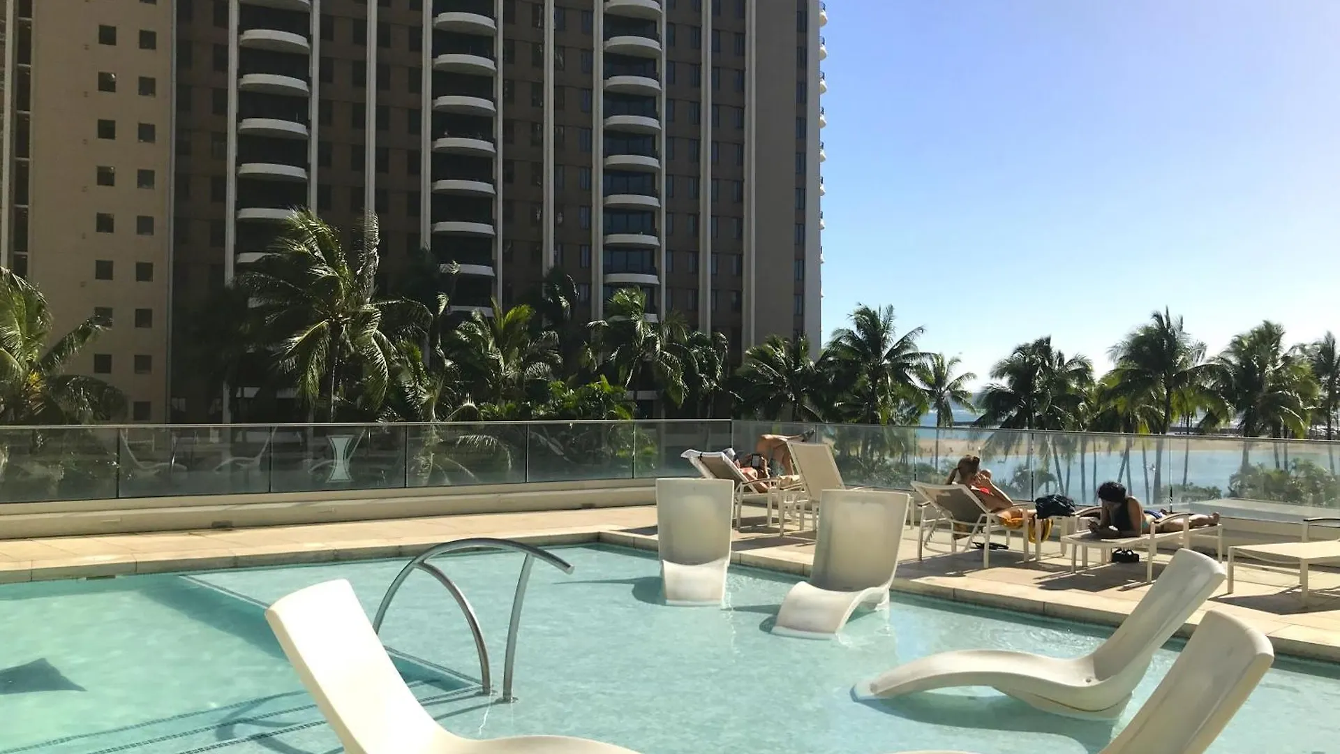 Holiday home Ilikai Apt 302 - Spacious Studio With Stunning Ocean & Harbor Views Honolulu