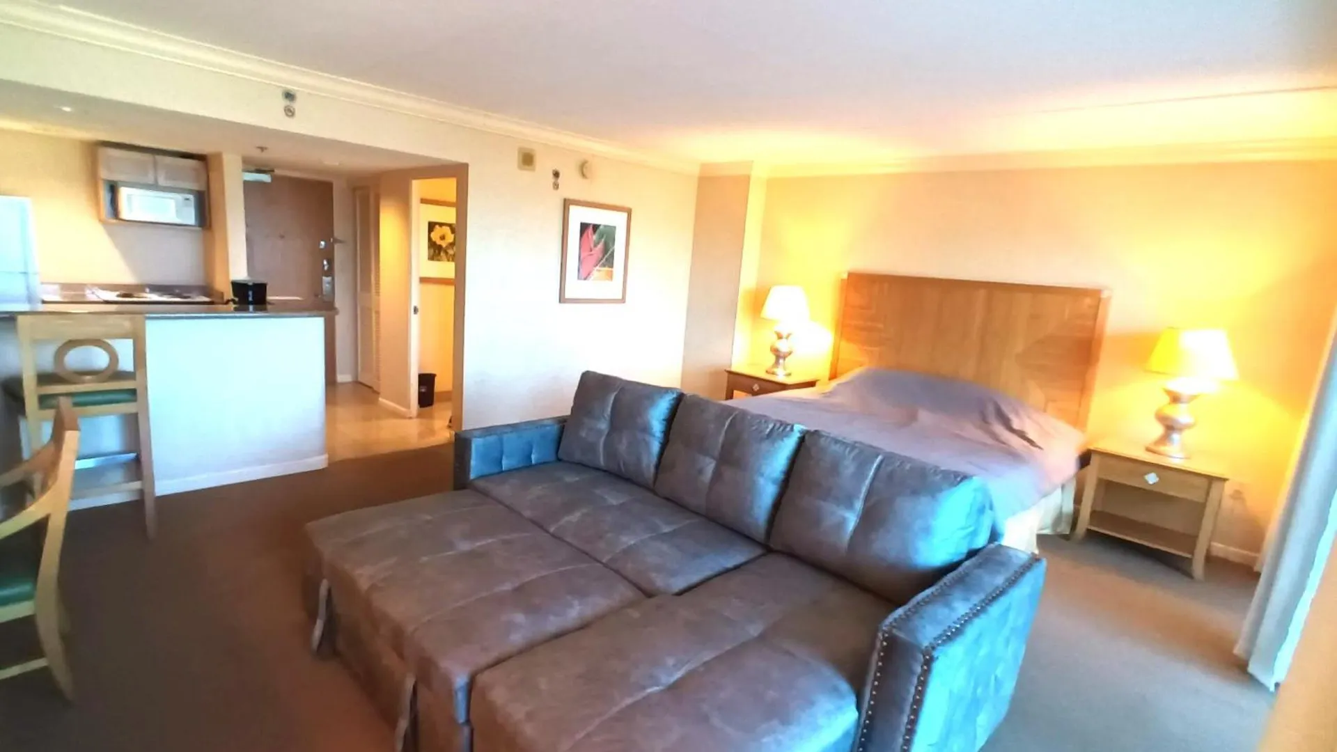 Ilikai Apt 302 - Spacious Studio With Stunning Ocean & Harbor Views Honolulu United States